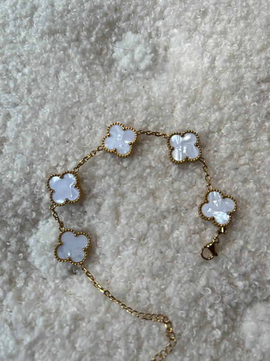 White Shell Clover Bracelet